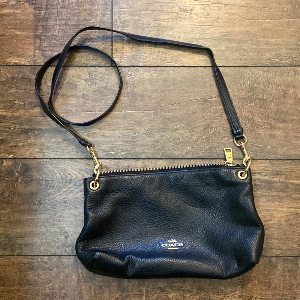 Coach shoulder bag